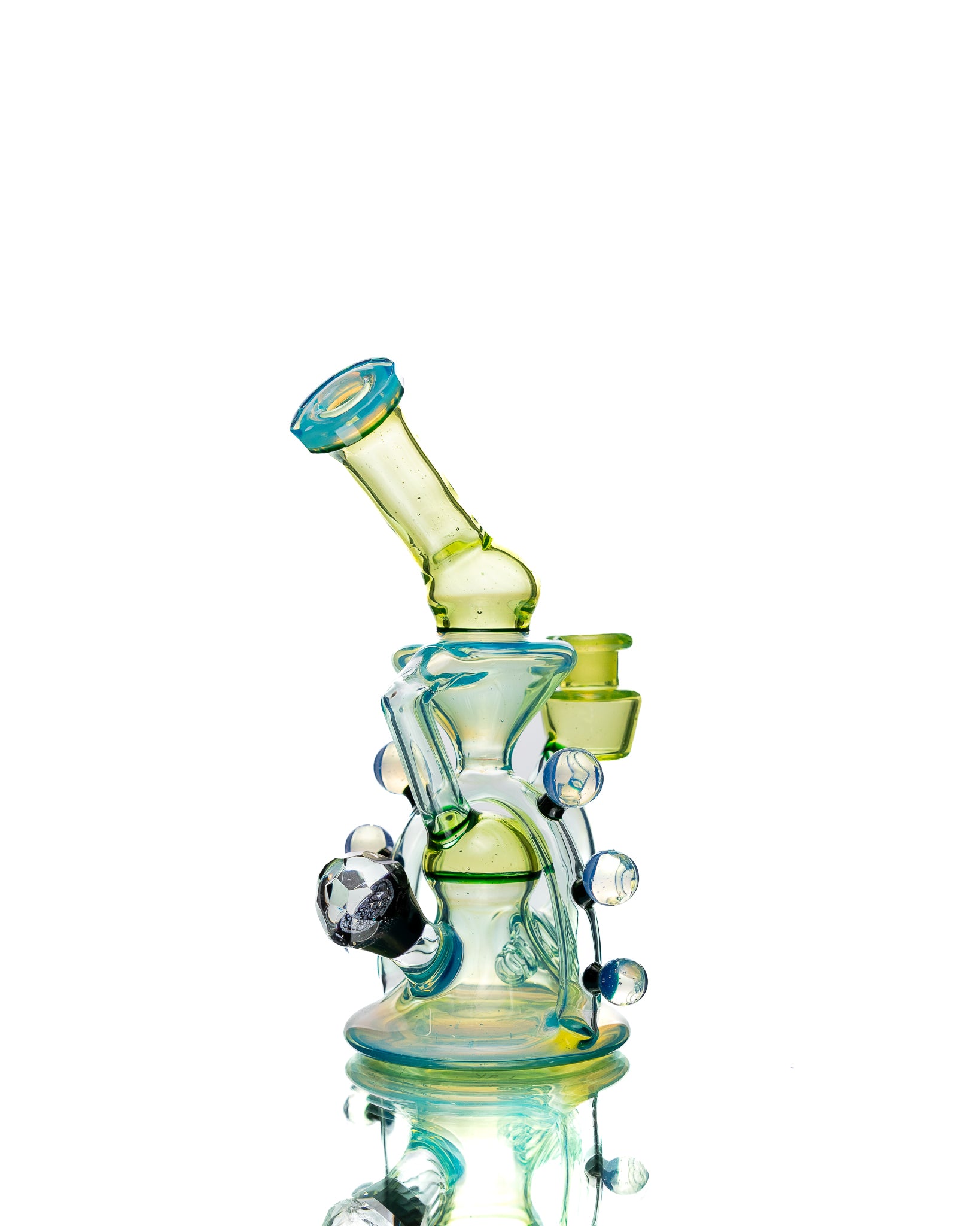 Aaron B - Facet Floater