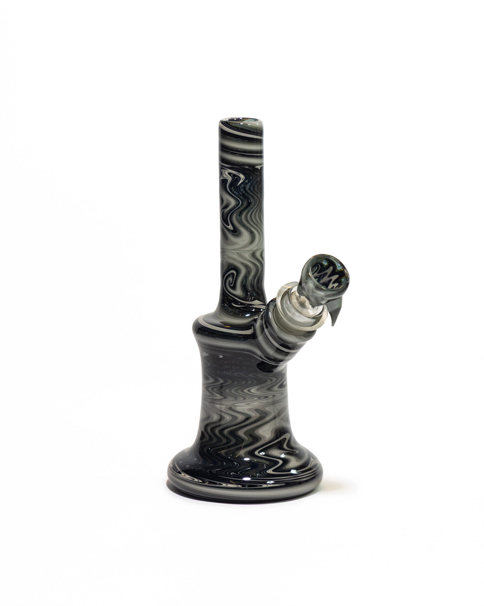 Gobs Glass - Re Wig-Wag Bong - Black & White