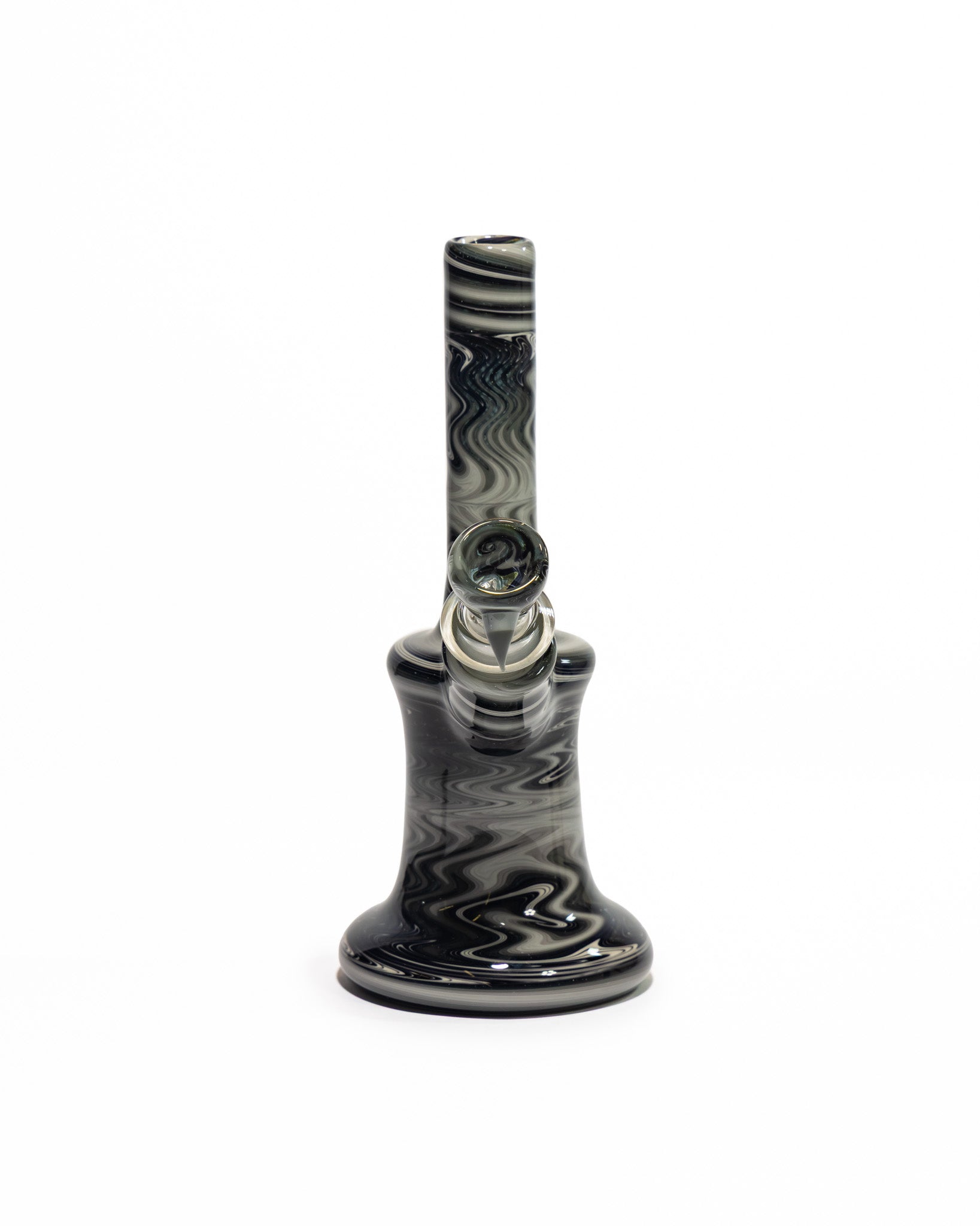 Gobs Glass - Re Wig-Wag Bong - Black & White