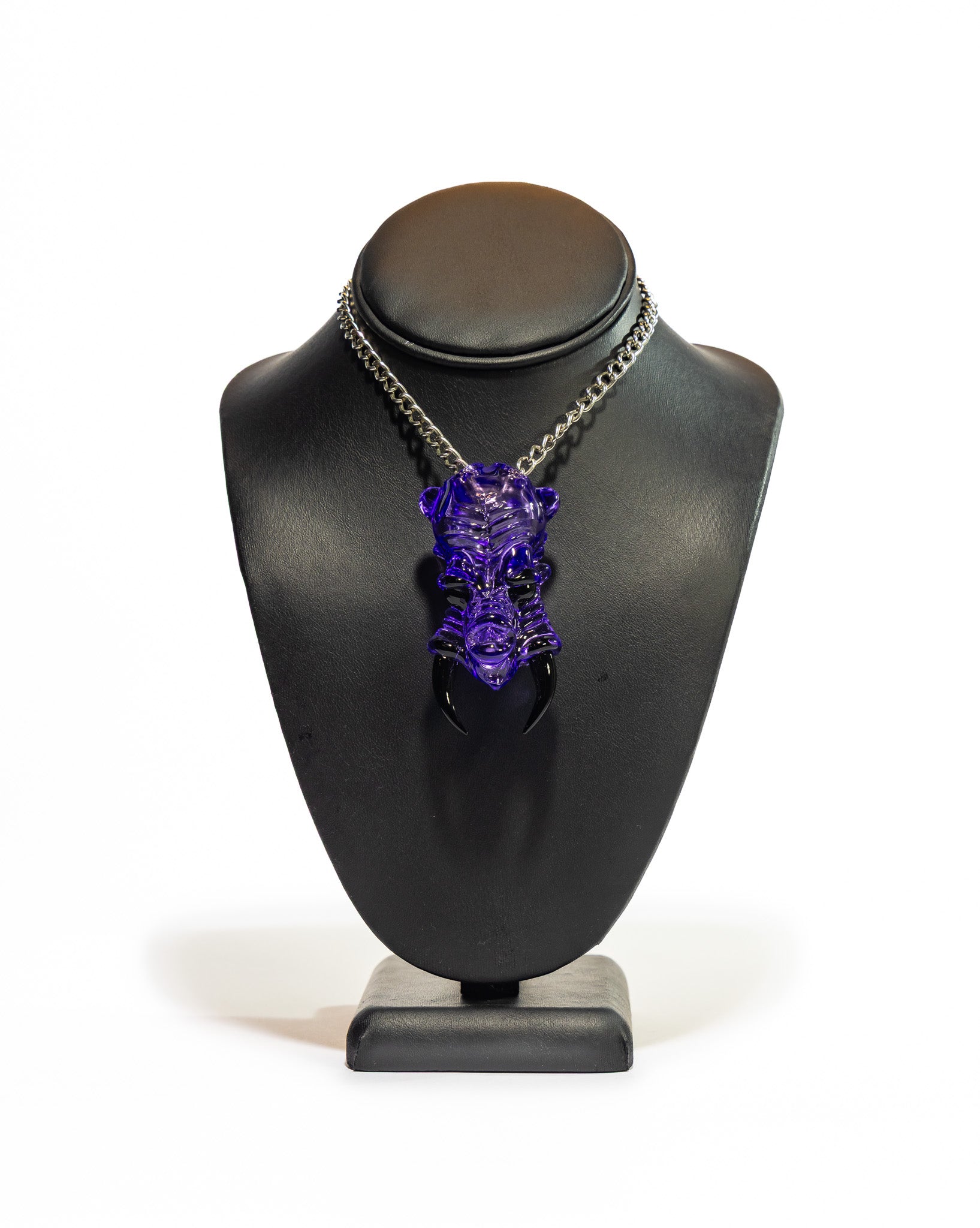 Shuhbuh - Head Pendant