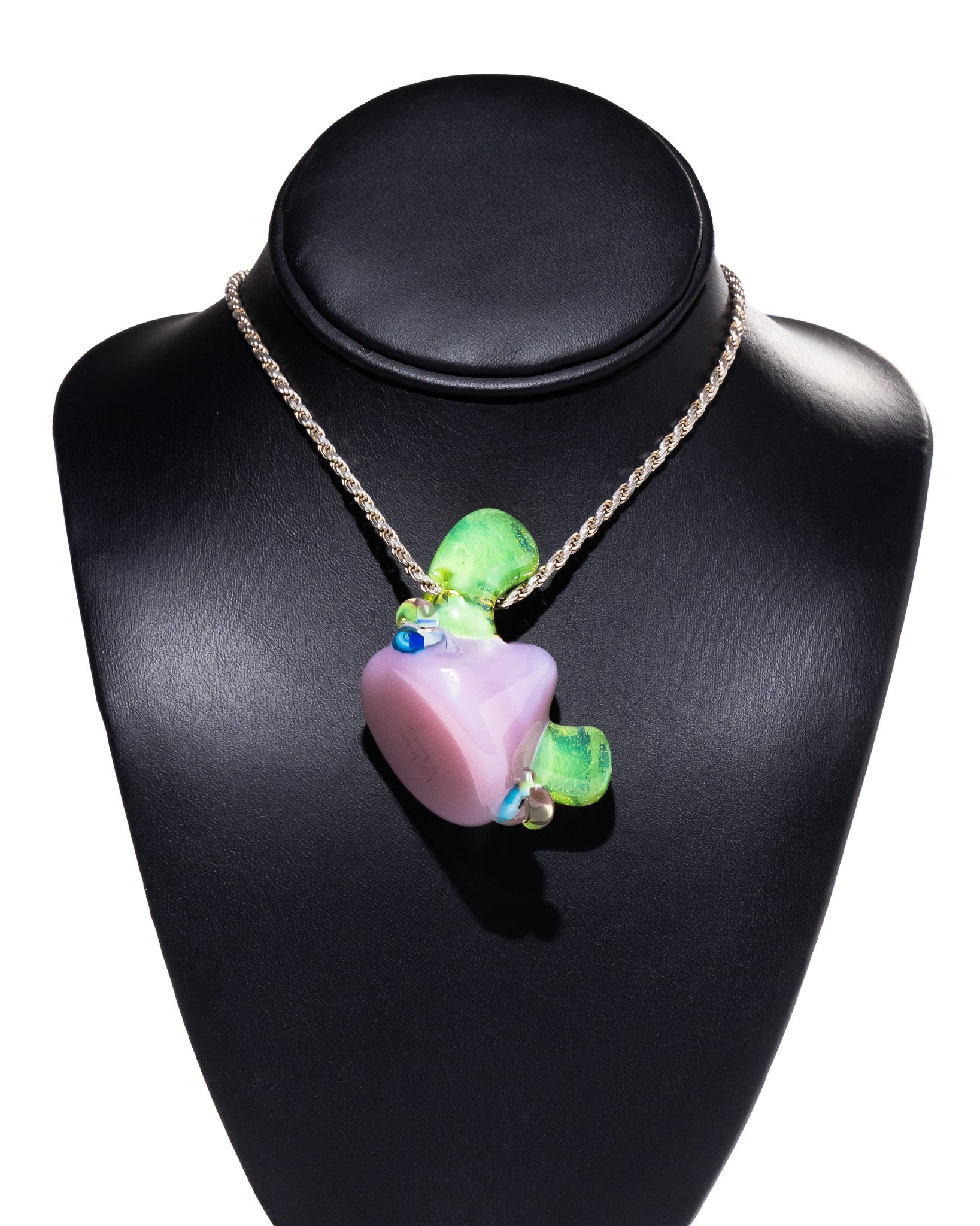 Lerk the World - Pendant - Pink