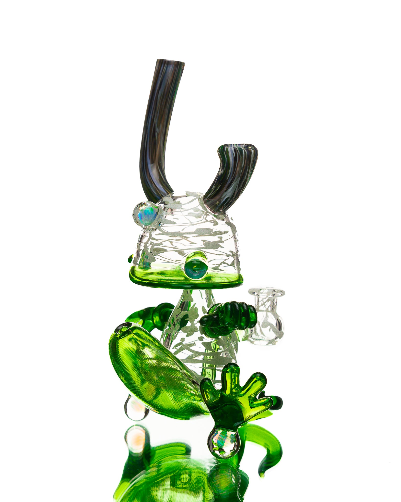 Lerk the World - Sitting Full Body - Portland Green